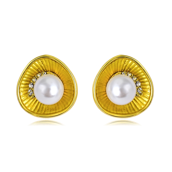 Picture of Shop Gold Plated Zinc Alloy Stud Earrings with Wow Elements