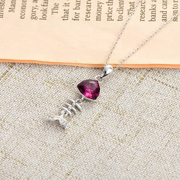 Picture of Designer Platinum Plated Casual Pendant Necklace with Low MOQ