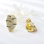 Picture of Shop Zinc Alloy Medium Stud Earrings with Wow Elements