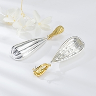 Picture of Trendy Gold Plated Zinc Alloy Drop & Dangle Earrings with No-Risk Refund