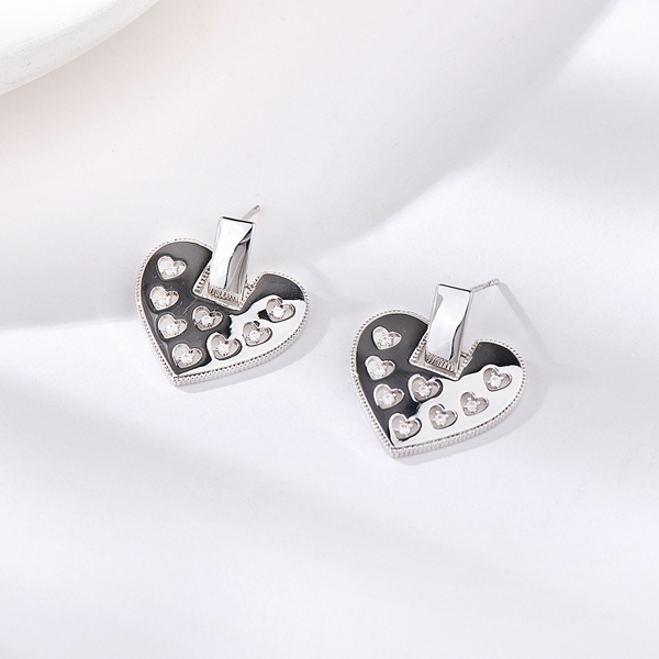 Picture of Impressive Platinum Plated Classic Stud Earrings with Low MOQ