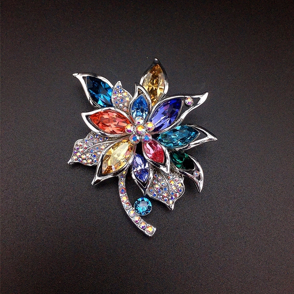 Picture of Nice Swarovski Element Colorful Brooche