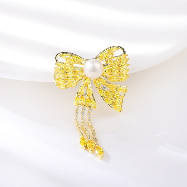 Picture of Delicate Small Brooche From Reliable Factory