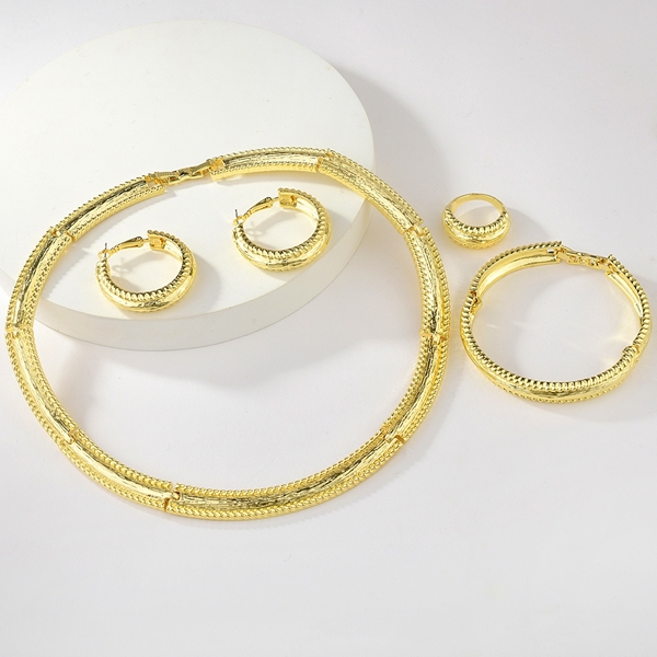 Picture of Eye-Catching Gold Plated Dubai 4 Piece Jewelry Set with Member Discount