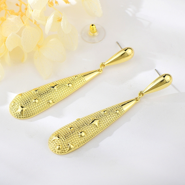 Picture of Hot Selling Gold Plated Dubai Dangle Earrings from Top Designer