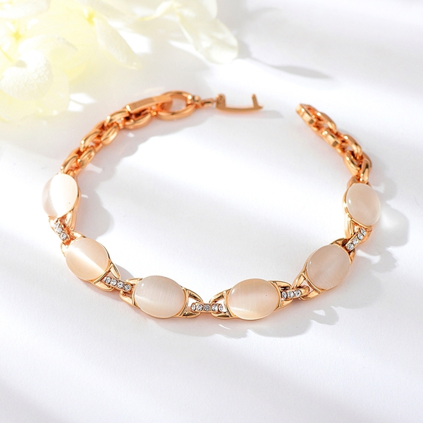 Picture of Sleek Zinc Alloy Rose Gold Plated Fashion Bracelet