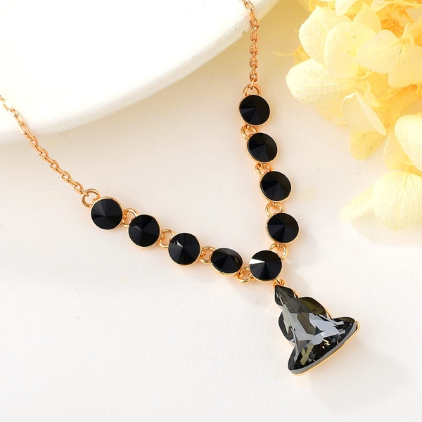 Picture of Top Irregular Swarovski Element Pendant Necklace